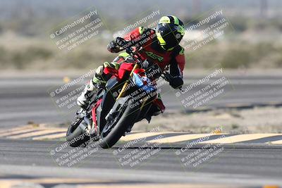 media/Jan-15-2026-Racers Edge (Thu) [[dfebeb70ab]]/3-B Group/Session 2 (Turn 11)/